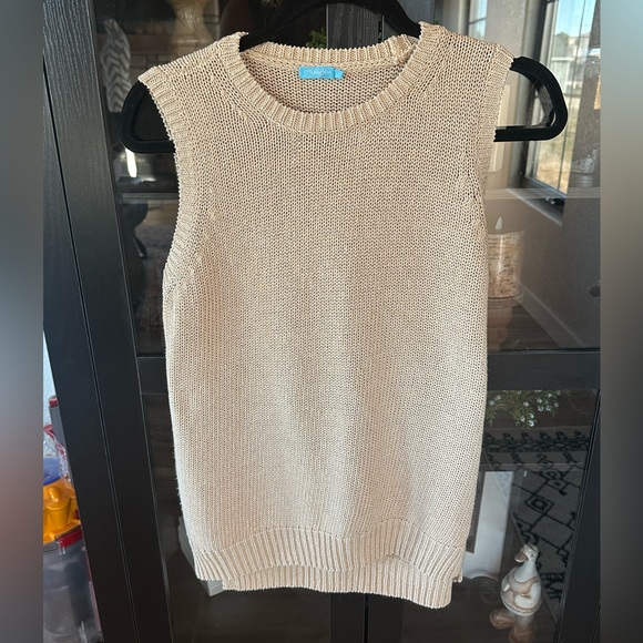 J McLaughlin Women's Tan Cotton Sleeveless Sweater Vest. Size Large - Picture 2 of 7